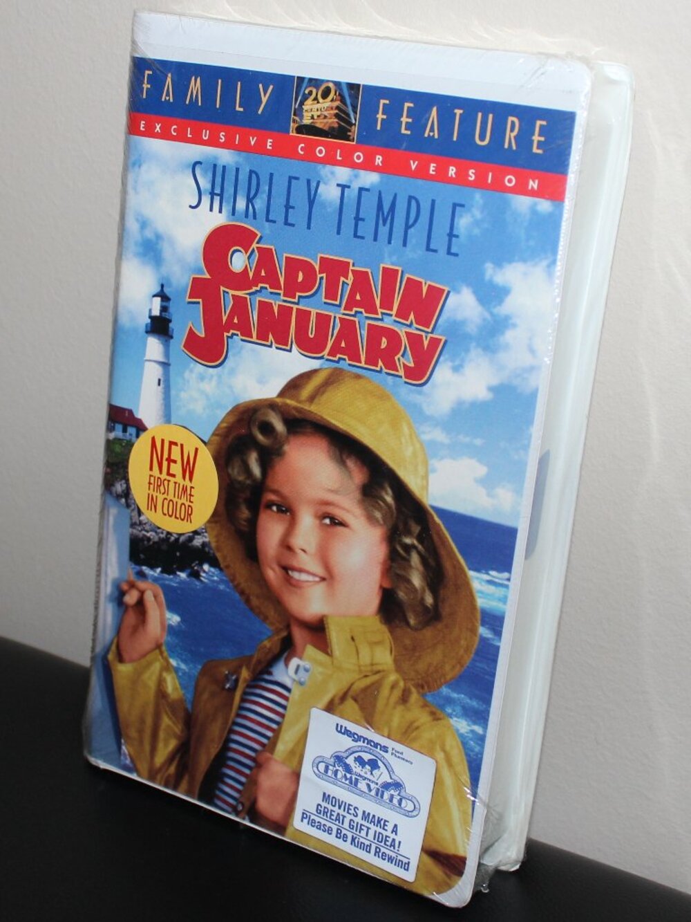 3/$55❤️1995 Color Version CAPTAIN JANUARY (1936) clamshell VHS Shirley Temple